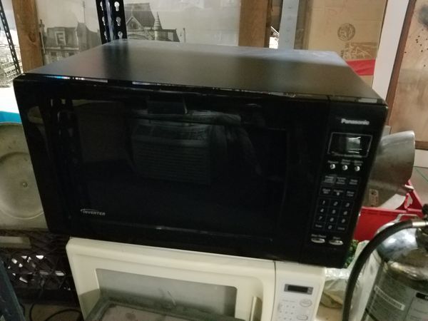 Panasonic Nn H965bfx Black 2 Cu Inverter Genius Microwave For In Melrose Park Il Offerup Panasonic Nn H965bfx Black 2 Cu