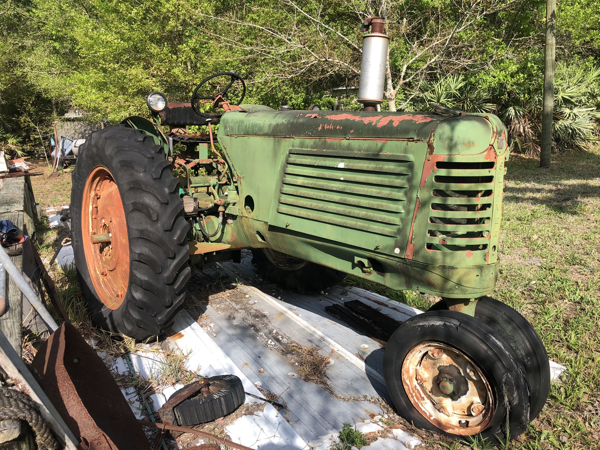 Antique Oliver Tractor Farm Equipment 