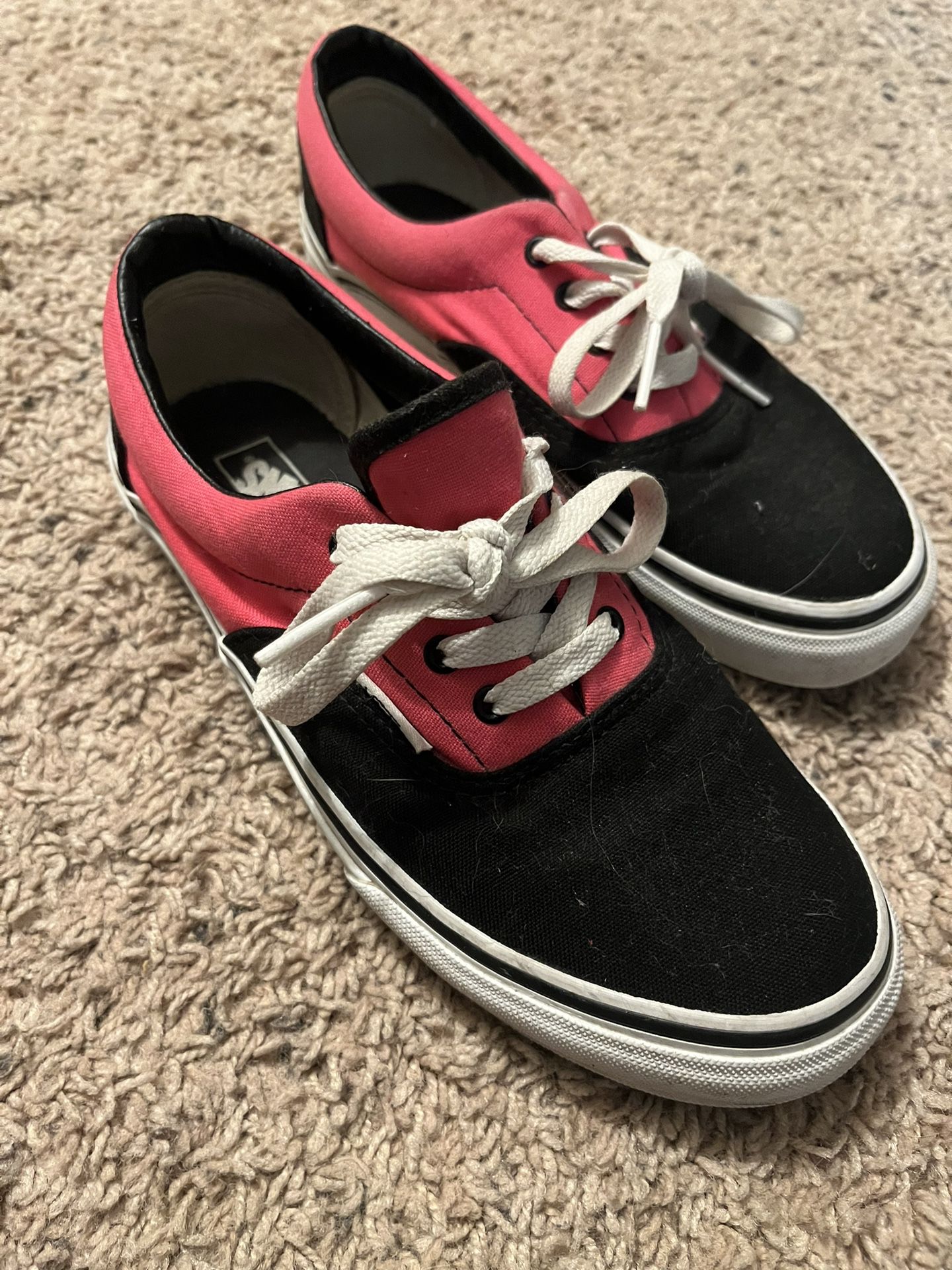 Vans Old Skool Black And Pink Skater Shoes Size 4.0 Kids