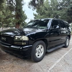 2003 GMC YUKON 