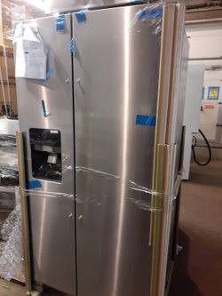 New Whirlpool side by side doors fridge stainless steel with warranty