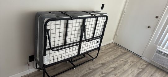 Full Size 75''x54'' Folding Bed with Mattress ,Bed for Guest