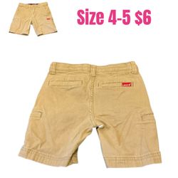 LEVIS SHORT GREAT CONDITION FOR BOYS SIZE 4-5 ❤️M14