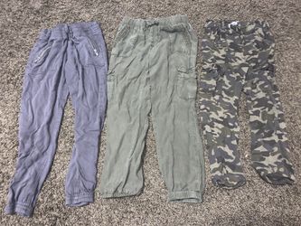 Size 6-7 cargo pants and sweat suit