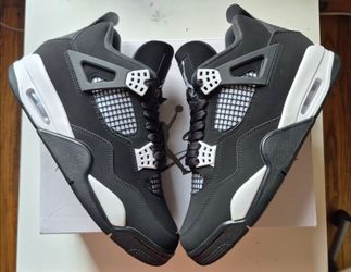 Air Jordan 4 White Thunder Brand New