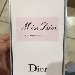 Miss Dior Blooming Bouquet