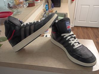 ADIDAS  HOOPS 3  s12
