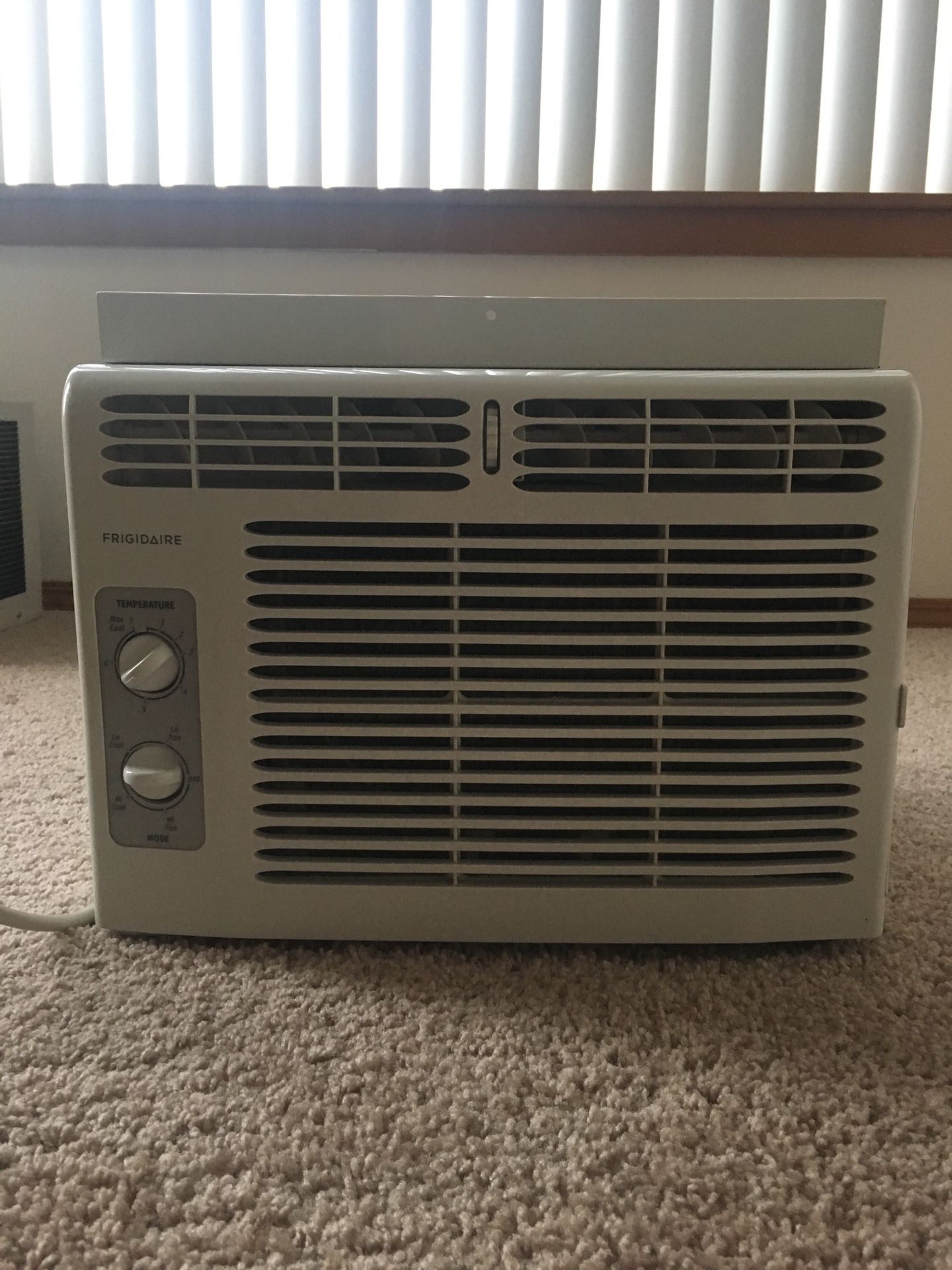 Frigidaire 5000 BTU Air Conditioner