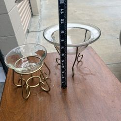 Set of 2 Glass Bowls with Stands