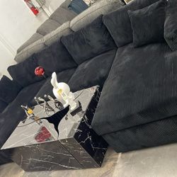 Vendo Sectional , Lo Puedes Pagar a Plazos . Preguntar Por Precio