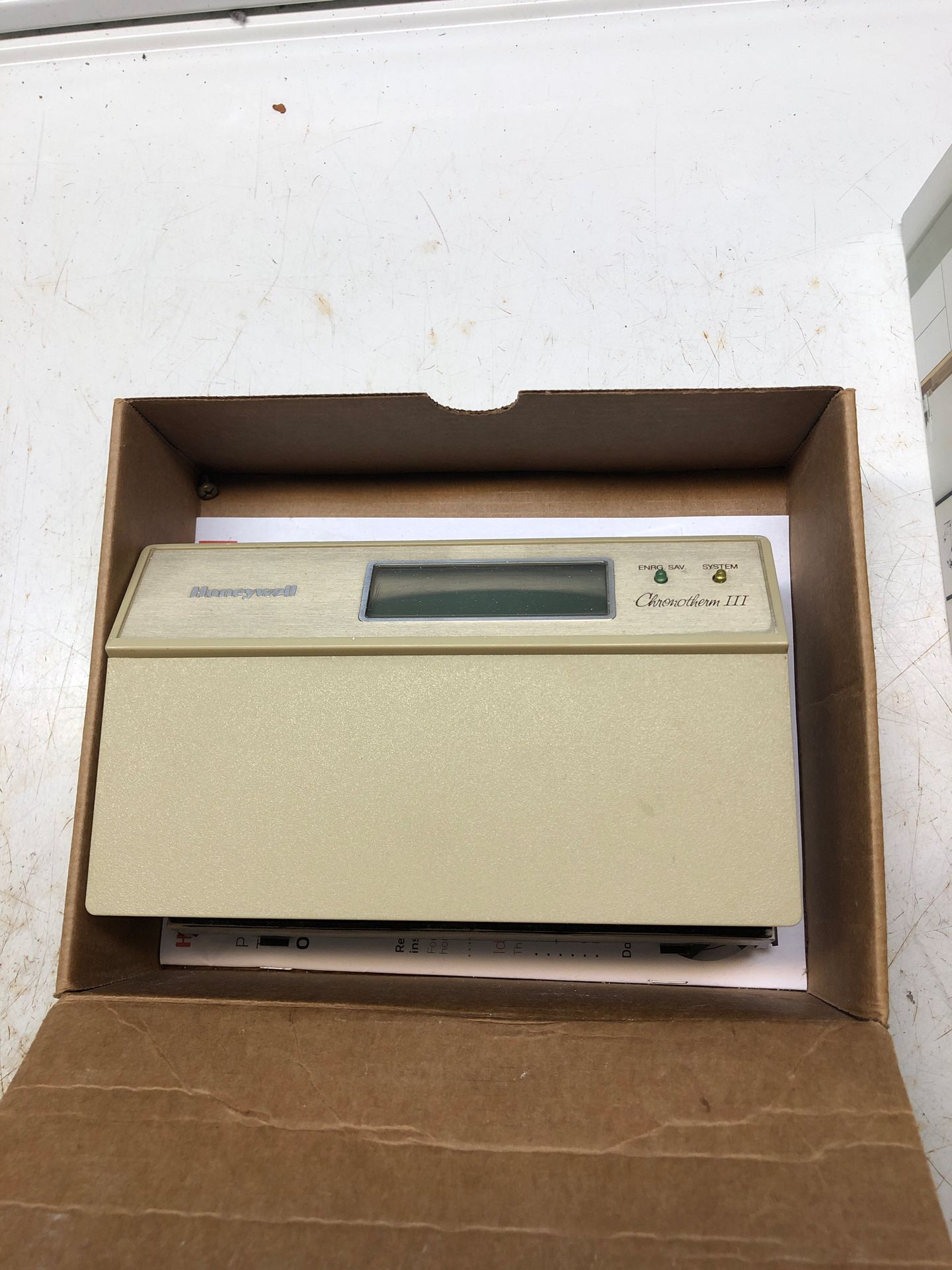 Honeywell Vintage Programmable Thermostat