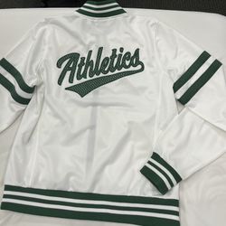G‑III Carl Banks Oakland A’s Women’s Starter Jacket