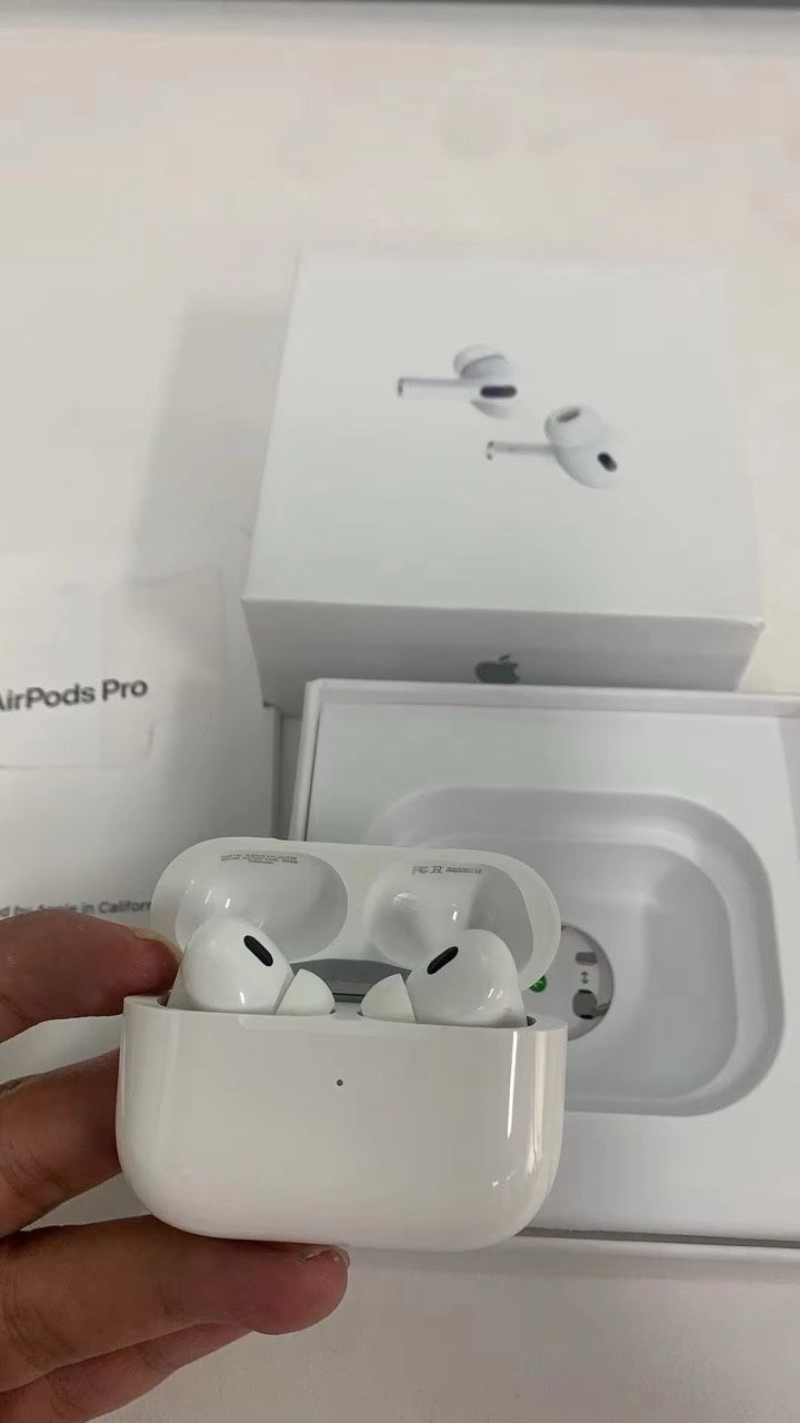 AirPods