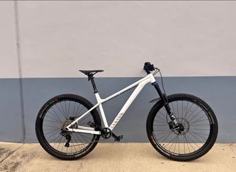 Canyon Stoic 3 Large 29er w/ Fox 36 Fork