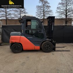 2020 Toyota 8FD40U 8,000lbs. 2-Stage Pneumatic Cab AC/Heat Diesel 4 Way Forklift