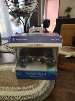 PS4 Dualshock 4 controller