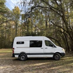 2008 Dodge Sprinter Camper