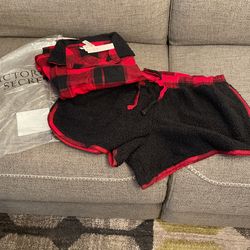 New Victoria’s Secret Pajama Set Medium
