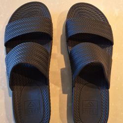 REEF Water Vista Slide