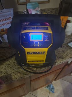 Dewalt jump  starter