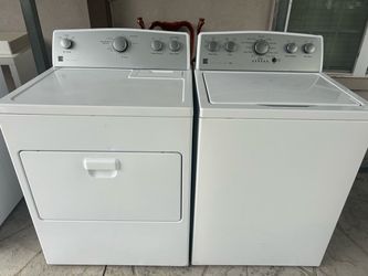 Kenmore washer and dryer set
