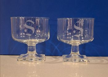 SET OF 2 VINTAGE BAR GLASSES