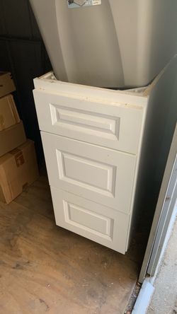 White 3-Drawer Base Cabinet
