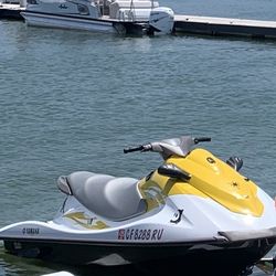 2015 Wave Runner Yamaha 98 hours