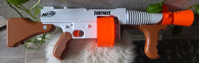 NERF Fortnite DG Blaster