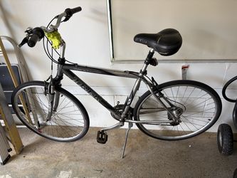 Men’s Trek Bike