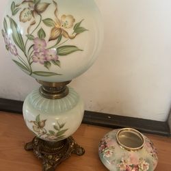 Beautiful Vintage Lamp  & Vintage Vase 