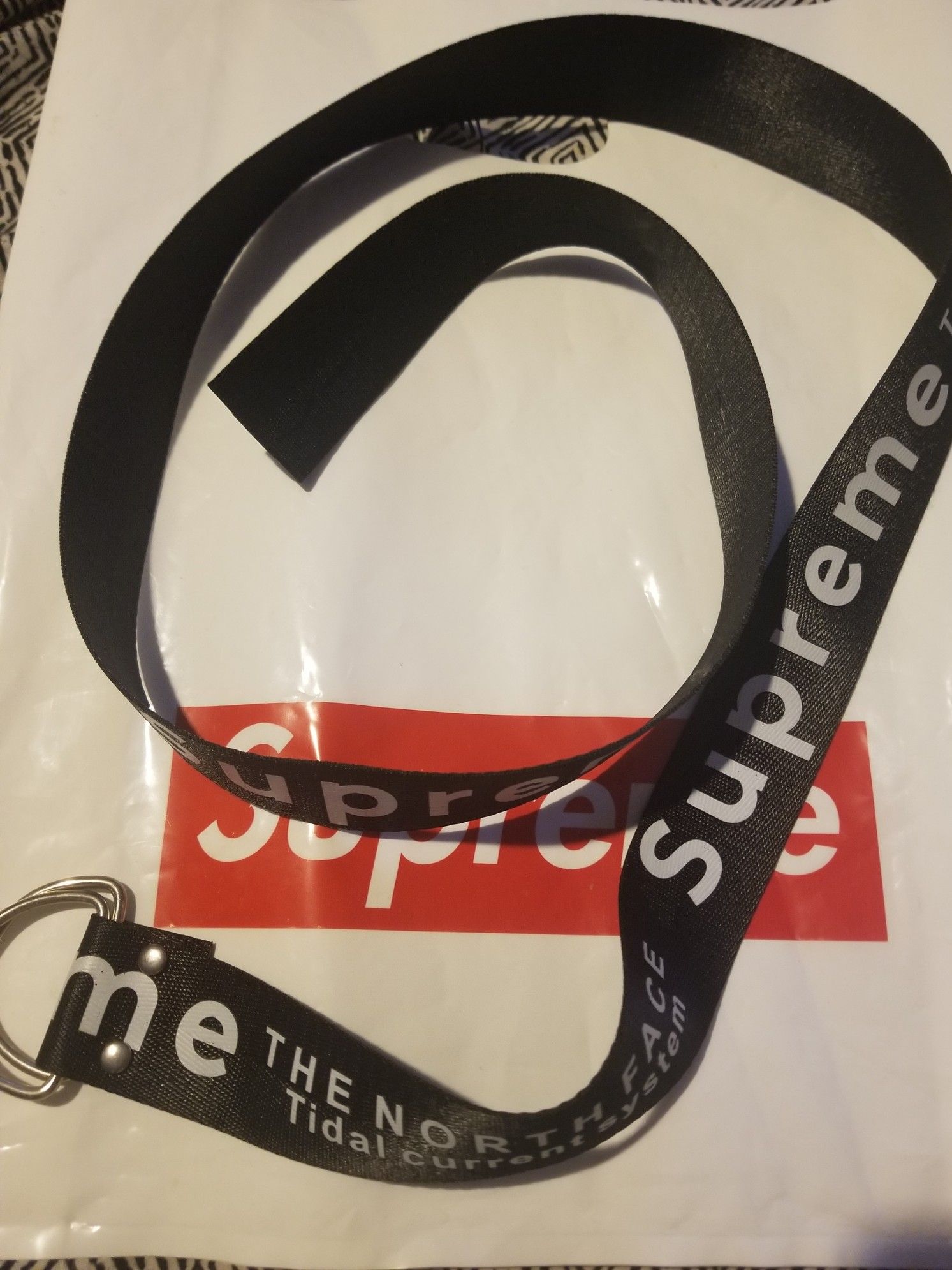 Supreme Logo black belt