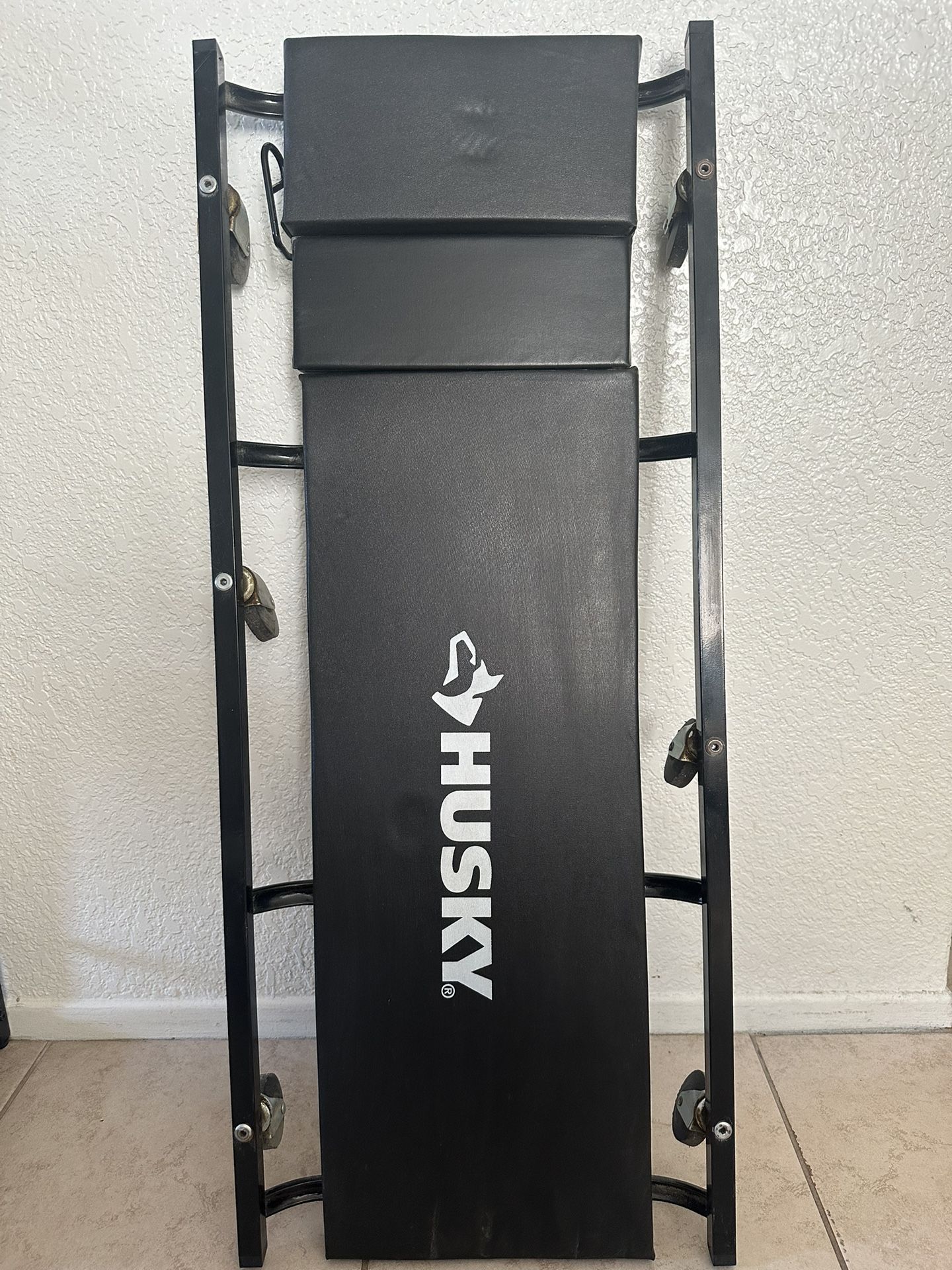 Husky 40” Folding Mechanic Creeper – Good Condition