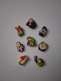 ZOOTOPIA CROC CHARMS 