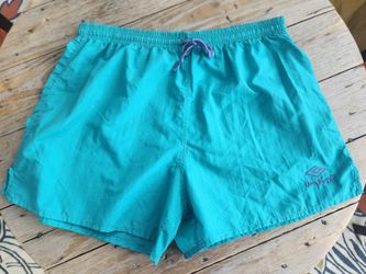 Umbro Shorts - Unisex Size L - VINTAGE!