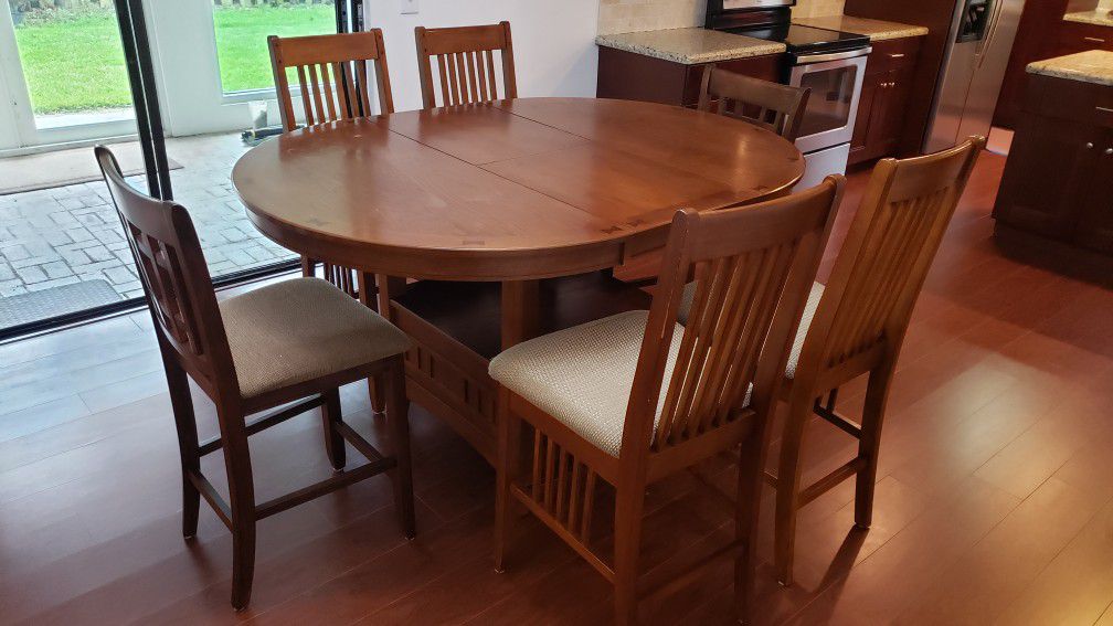 Counter Height Dining table