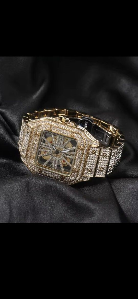 New Iced Out SEE Thru Luxury Stainless Steel Brand Men's Waterproof Quartz Watch With Rhinestone