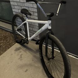Throne Bike 