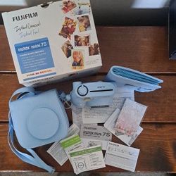 Instax 7s Instant Camera