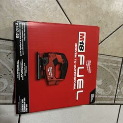 Milwaukee M18 Fuel D-handle Jig Saw 