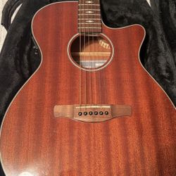 Ibańez 6 string electro acoustic guitar