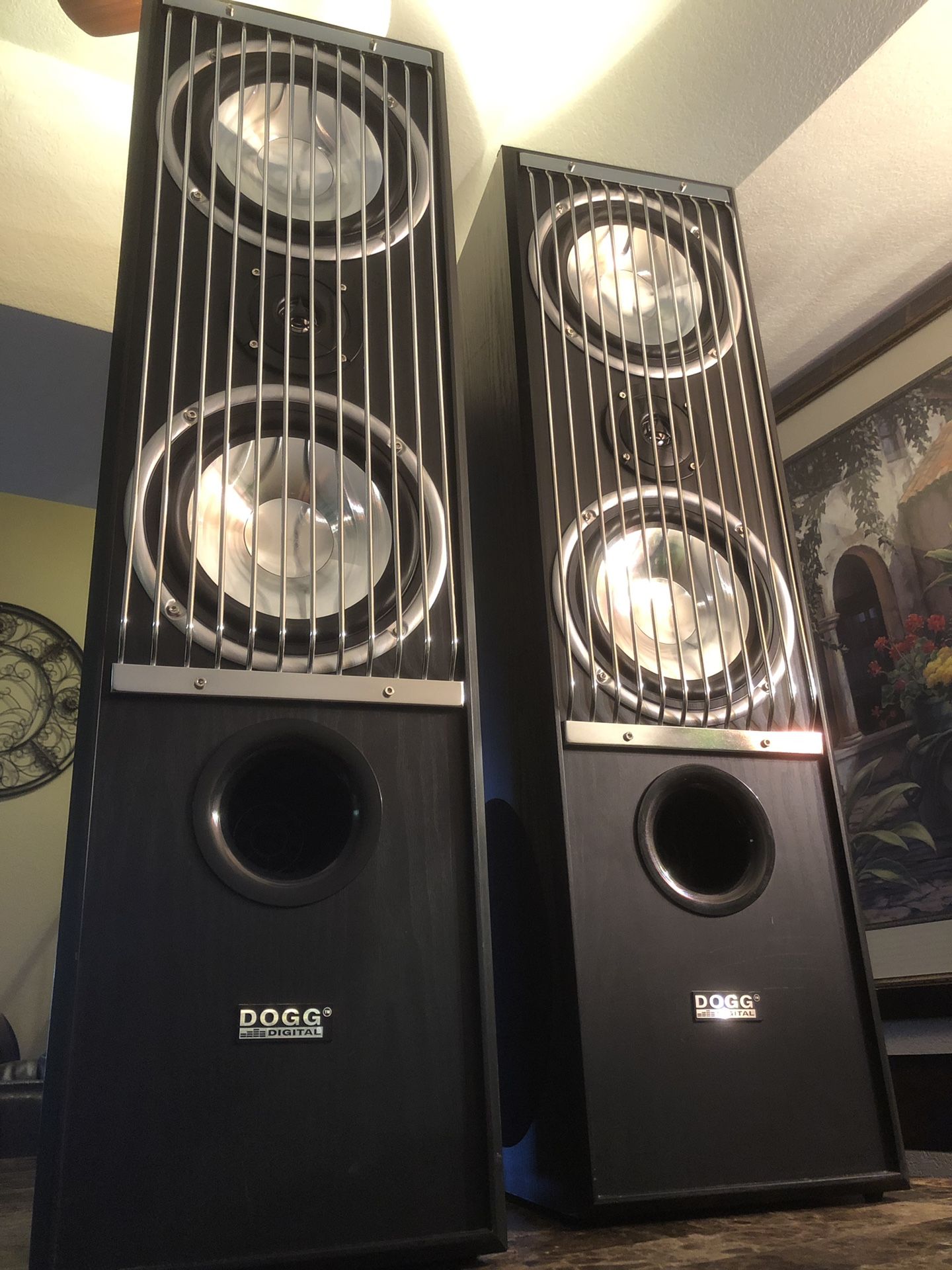 Digital audio 2002 tower clearance speakers