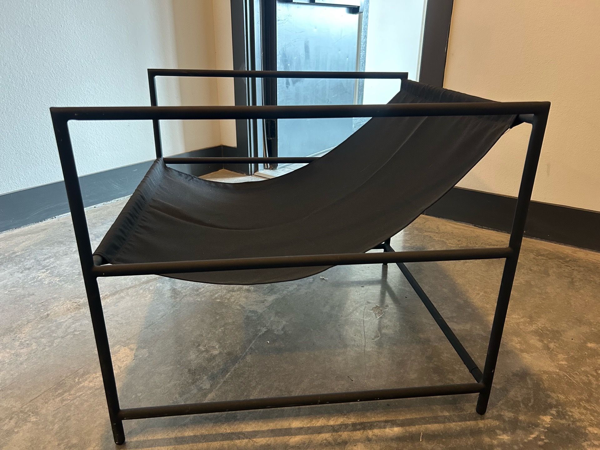 Modern chair with sturdy metal frame