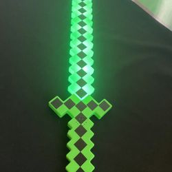 Minecraft Green Diamond Pixel Light Up Plastic Block Toy Sword With Sounds Works 23” Inches 