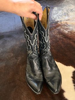 Vintage men’s cowboy boots size 10.5 D