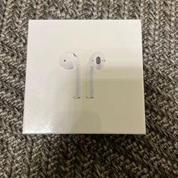 Earbuds With Wireless Charging