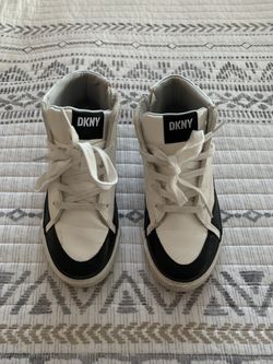 DKNY Hanna Leena Kid shoes -Size 3