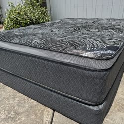 Black Diamond 💎 Edition Pillow Top Mattress! Full-Queen-C King-E King🔥