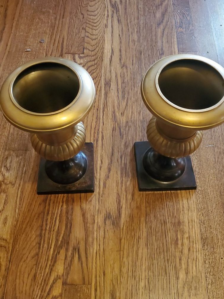 TWIN Brass Decorative Table CENTER  peices. 