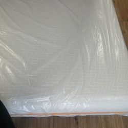Full Size Memory Foam Mattress 